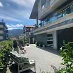 House Апартаменты Бакио
