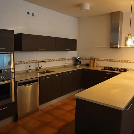 House * Bakio